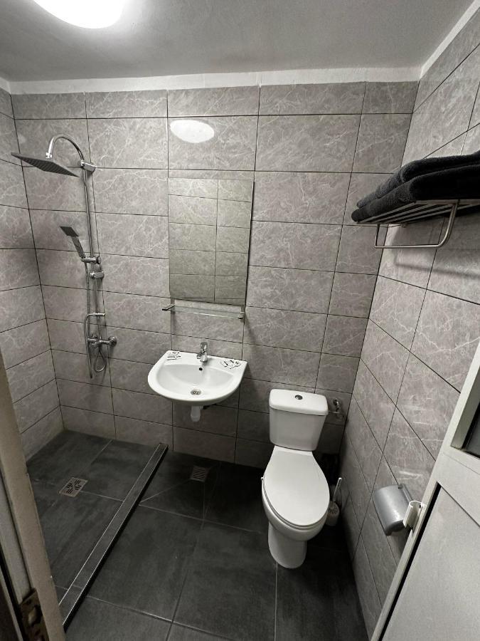 Casa Bucovineana Aparthotel Ιάσιο Εξωτερικό φωτογραφία
