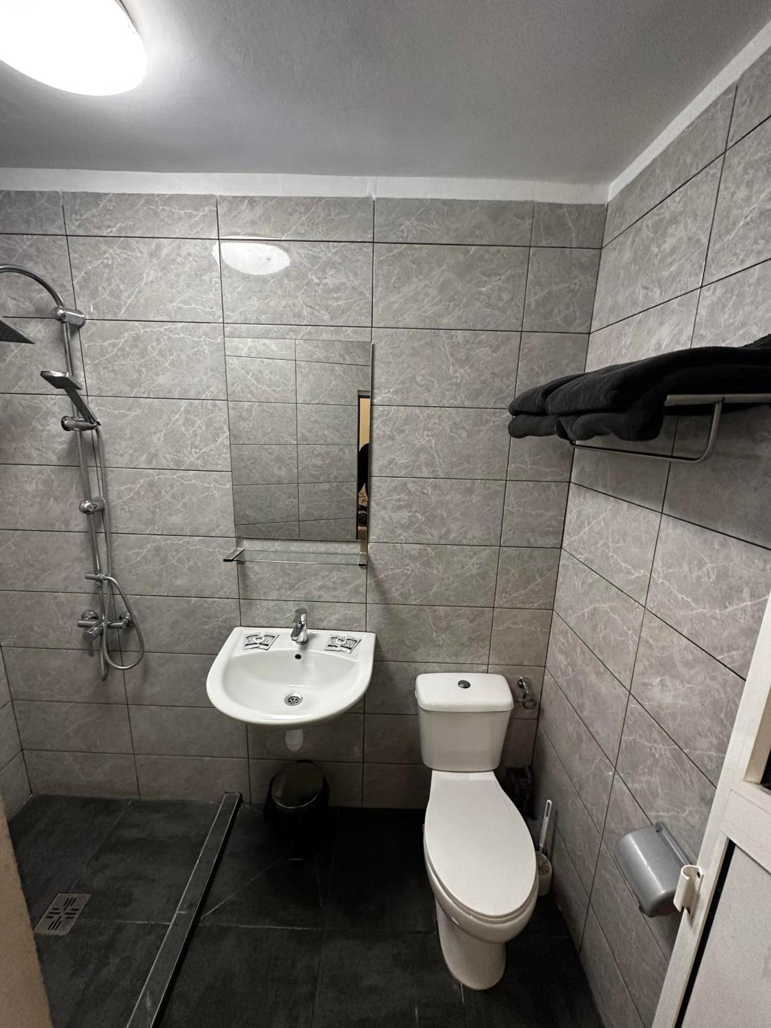 Casa Bucovineana Aparthotel Ιάσιο Εξωτερικό φωτογραφία