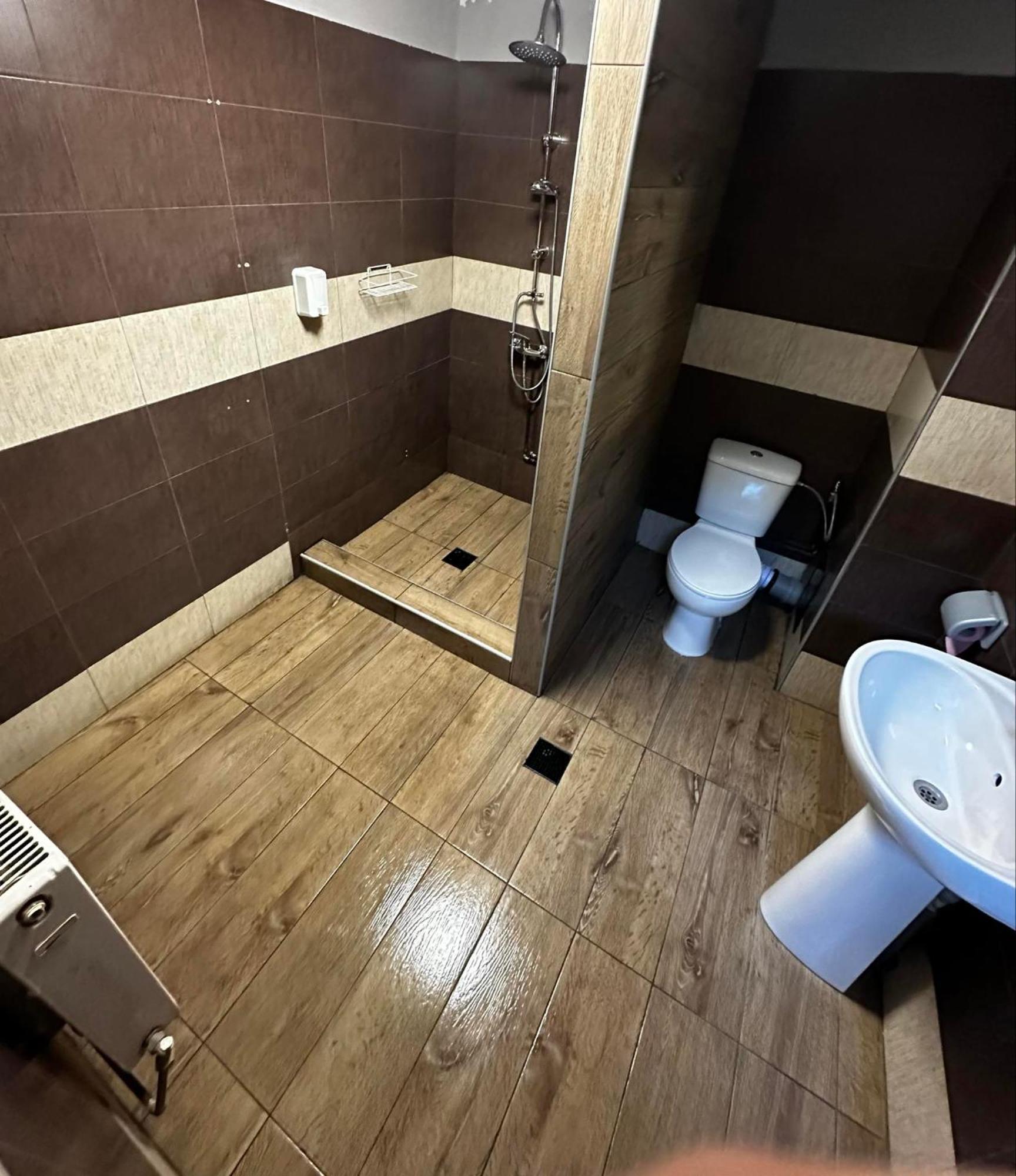Casa Bucovineana Aparthotel Ιάσιο Εξωτερικό φωτογραφία